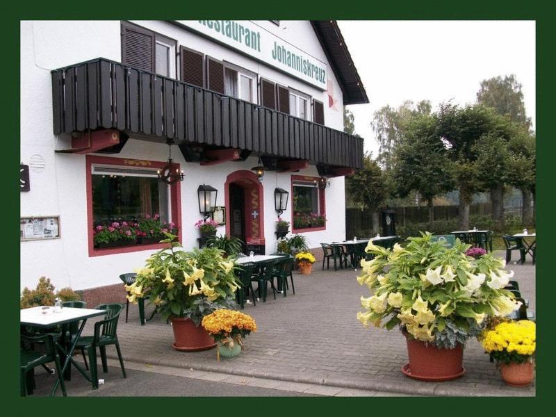 Hotel-Restaurant Johanniskreuz Trippstadt Exteriér fotografie