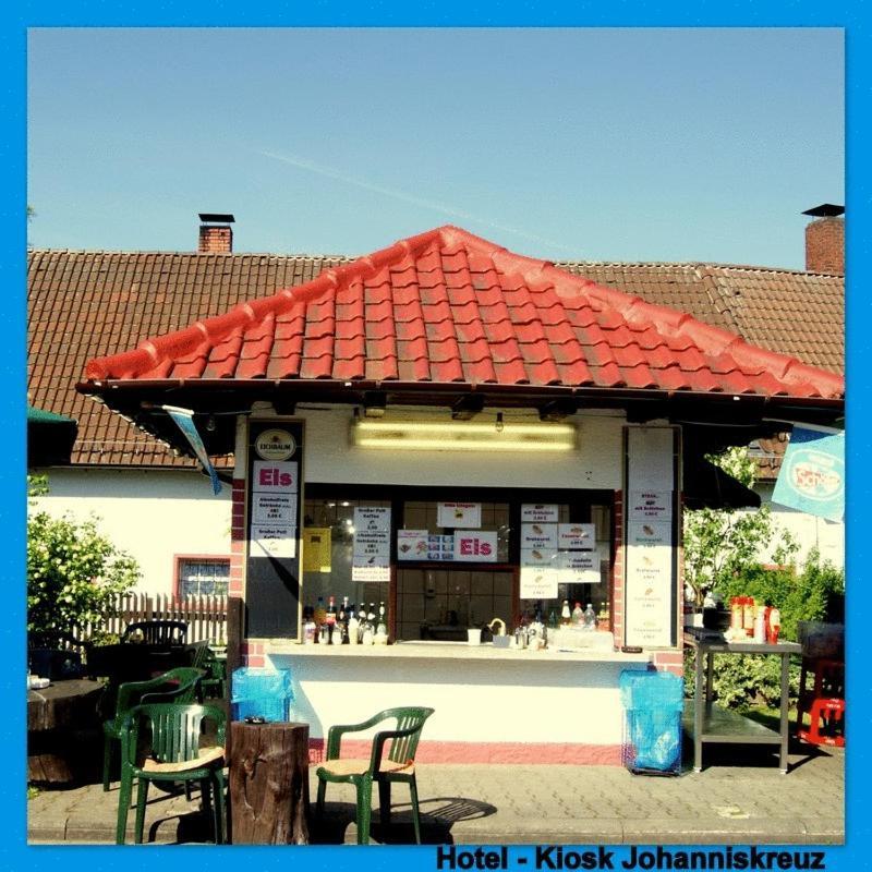 Hotel-Restaurant Johanniskreuz Trippstadt Exteriér fotografie
