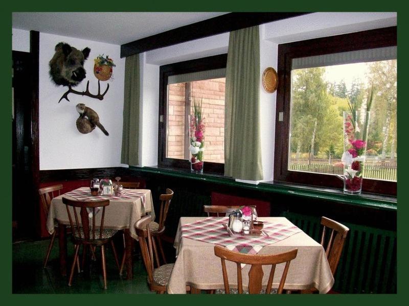 Hotel-Restaurant Johanniskreuz Trippstadt Exteriér fotografie