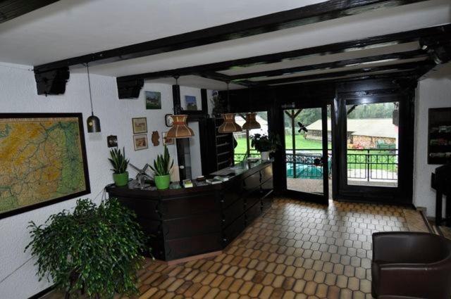 Hotel-Restaurant Johanniskreuz Trippstadt Exteriér fotografie
