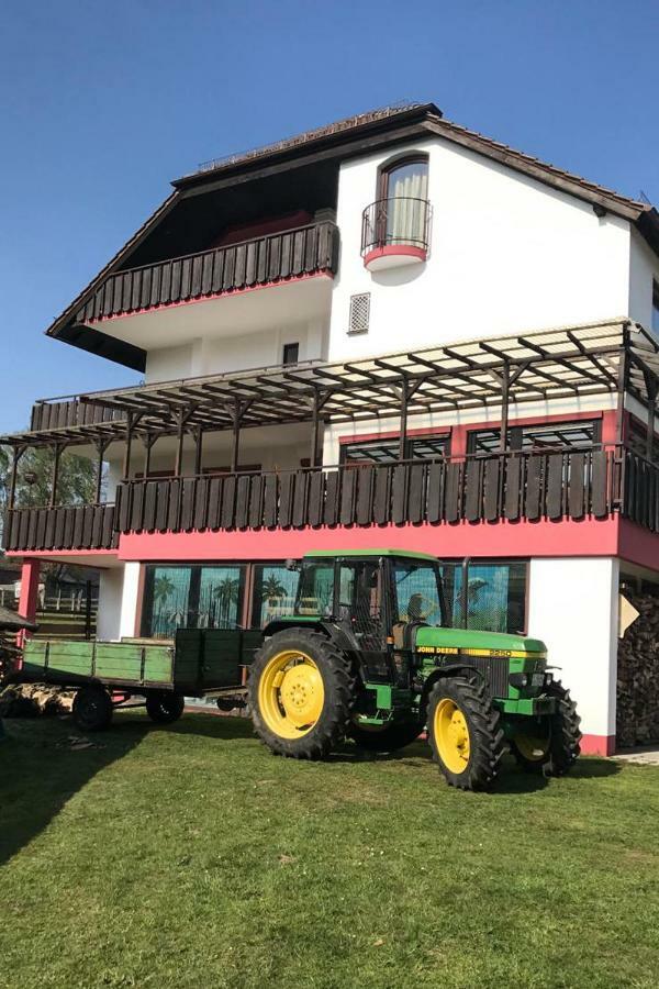 Hotel-Restaurant Johanniskreuz Trippstadt Exteriér fotografie